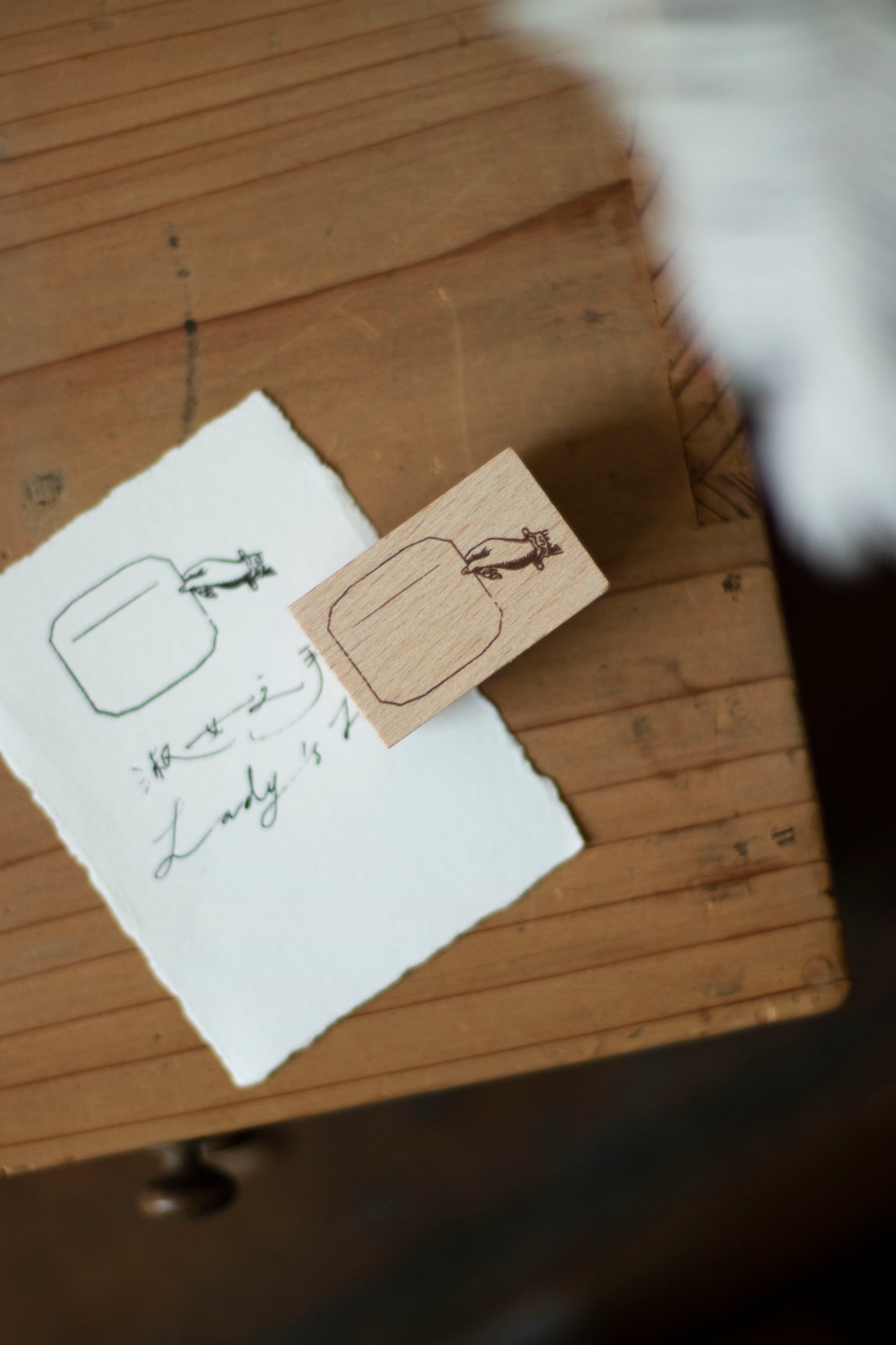 Loi Design - Wooden Rubber Stamp - Hand Series - Lady’s Hand