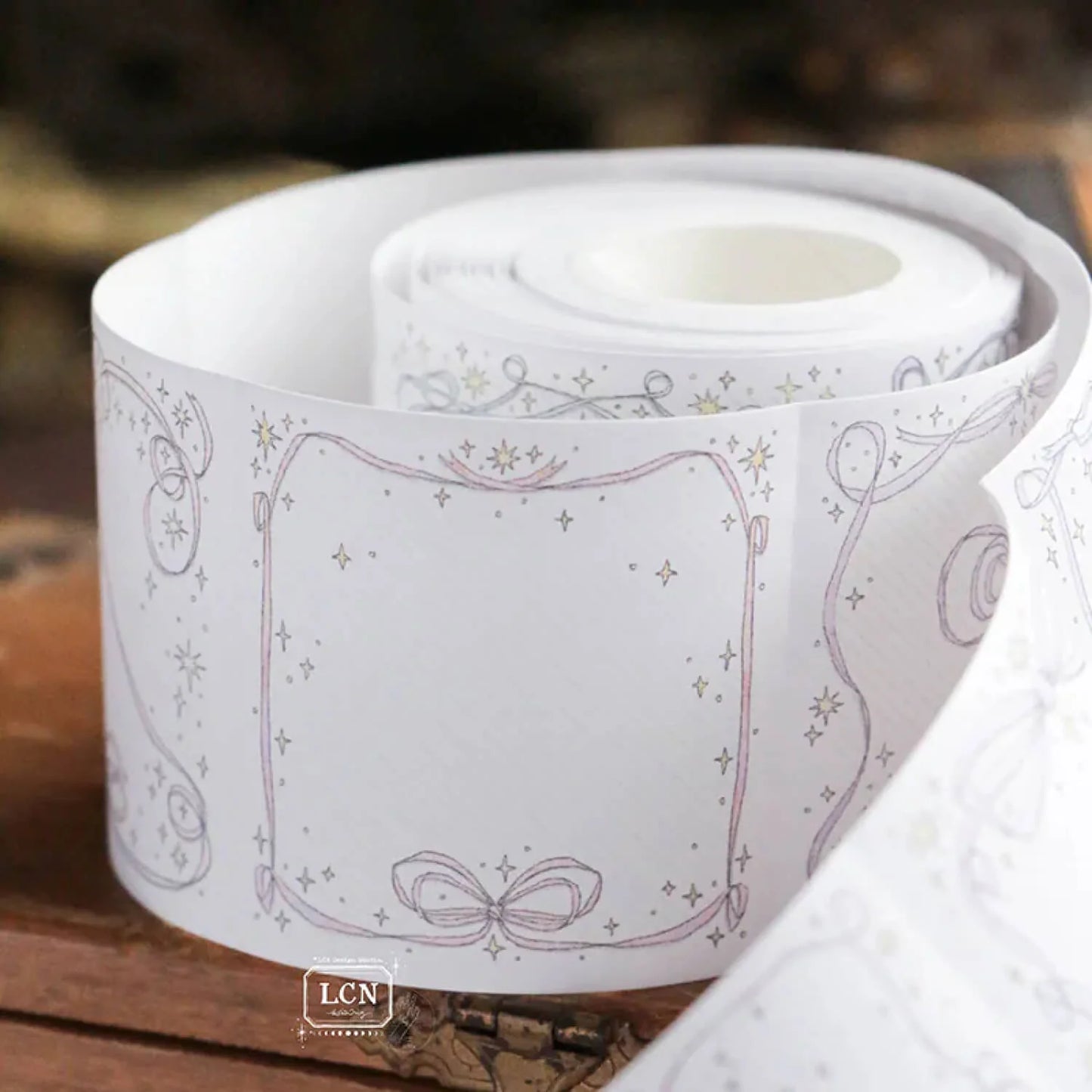 LCN Design Studio - Peel-and-Stick Memo Roll - Bow Frames