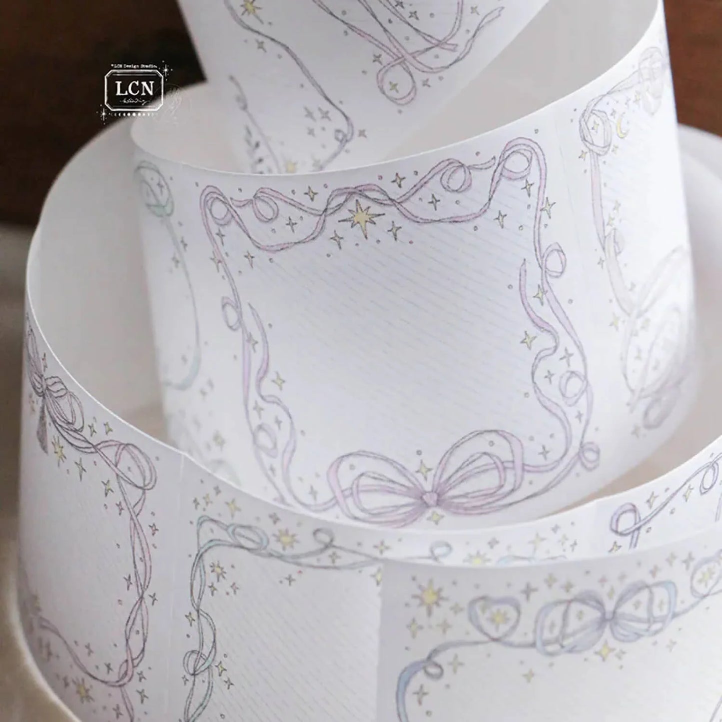 LCN Design Studio - Peel-and-Stick Memo Roll - Bow Frames