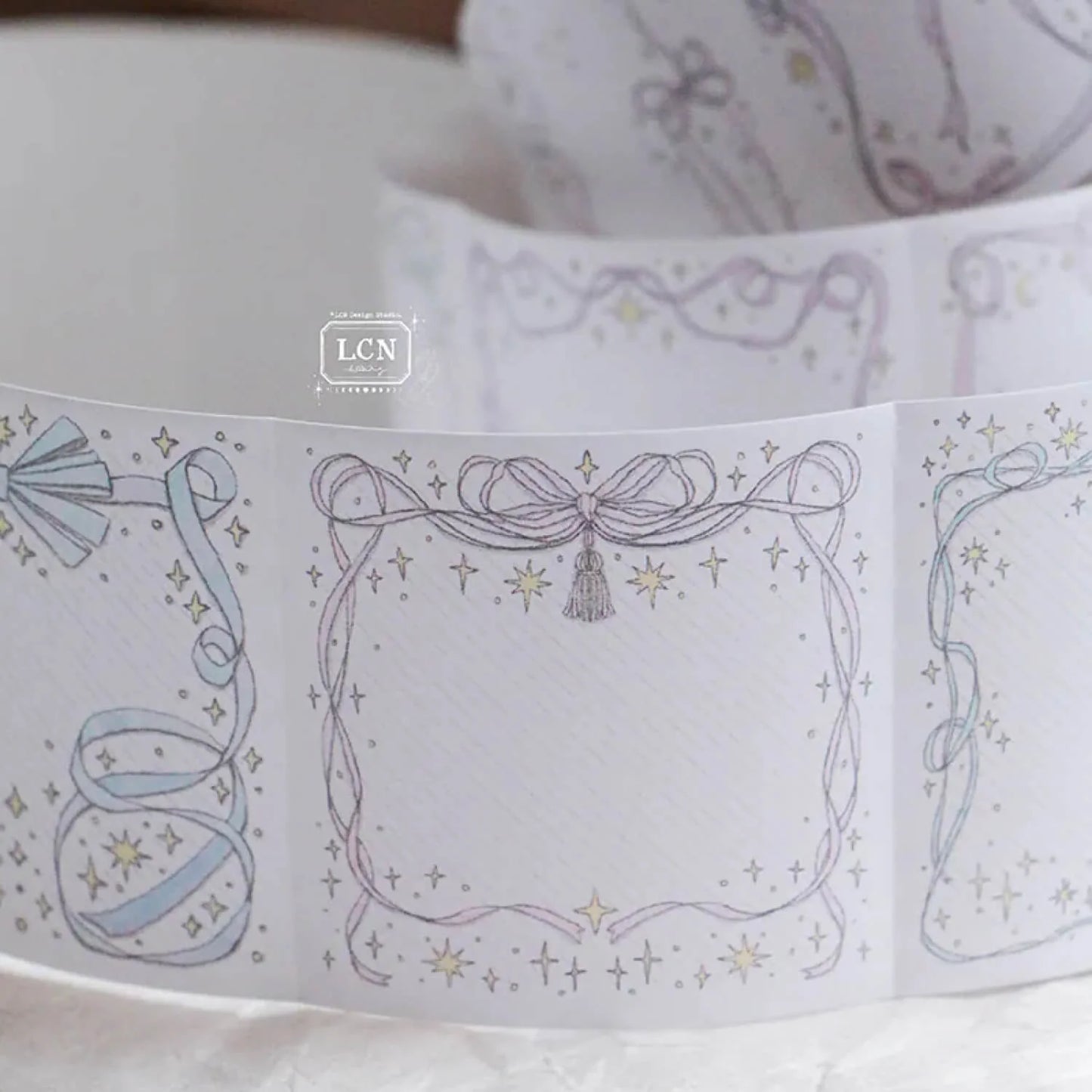 LCN Design Studio - Peel-and-Stick Memo Roll - Bow Frames