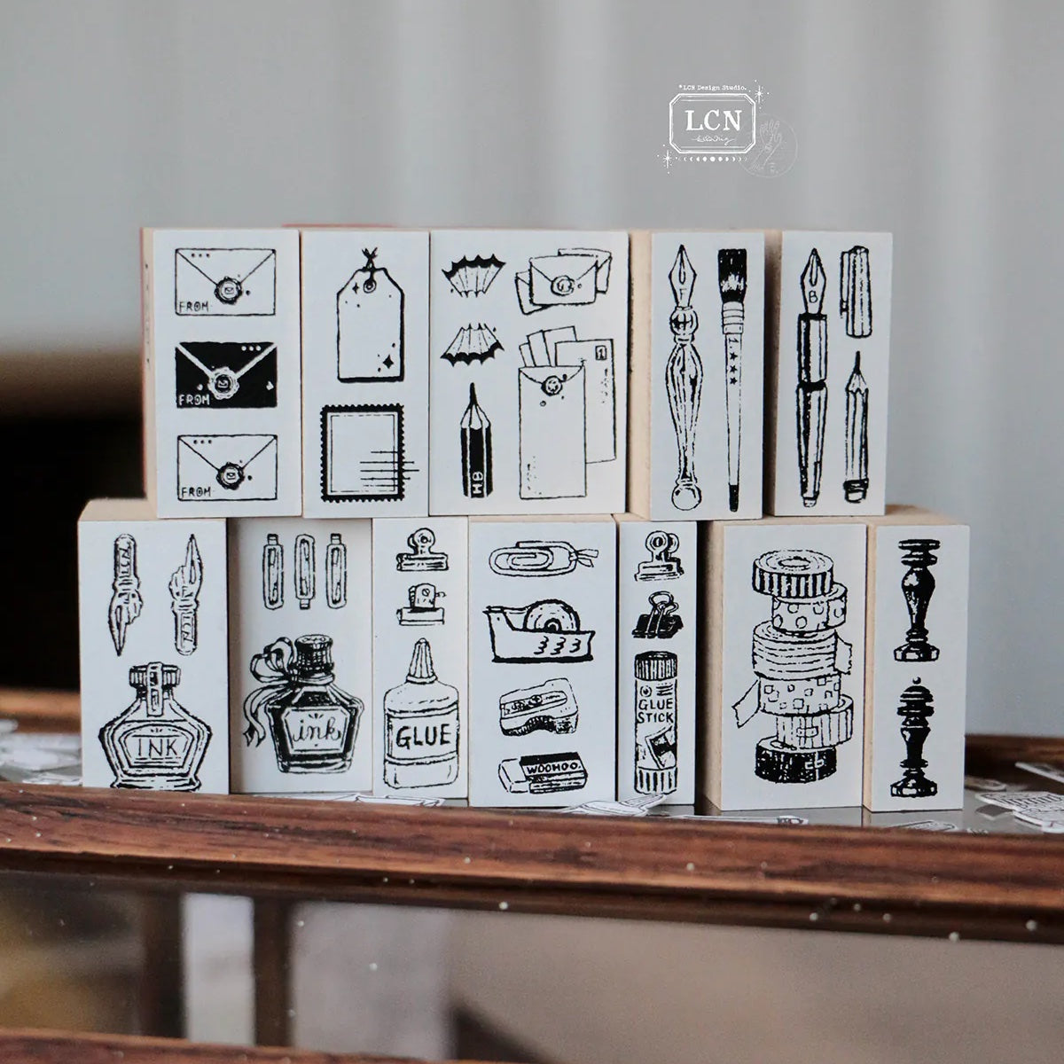 LCN Design Studio - Wooden Rubber Stamp Set - On the Desk Ⅱ