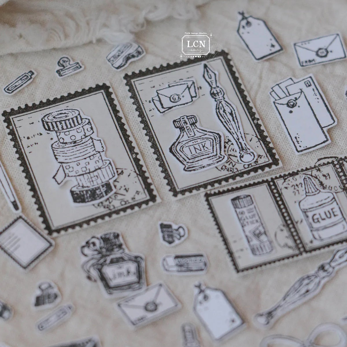 LCN Design Studio - Wooden Rubber Stamp Set - On the Desk Ⅱ