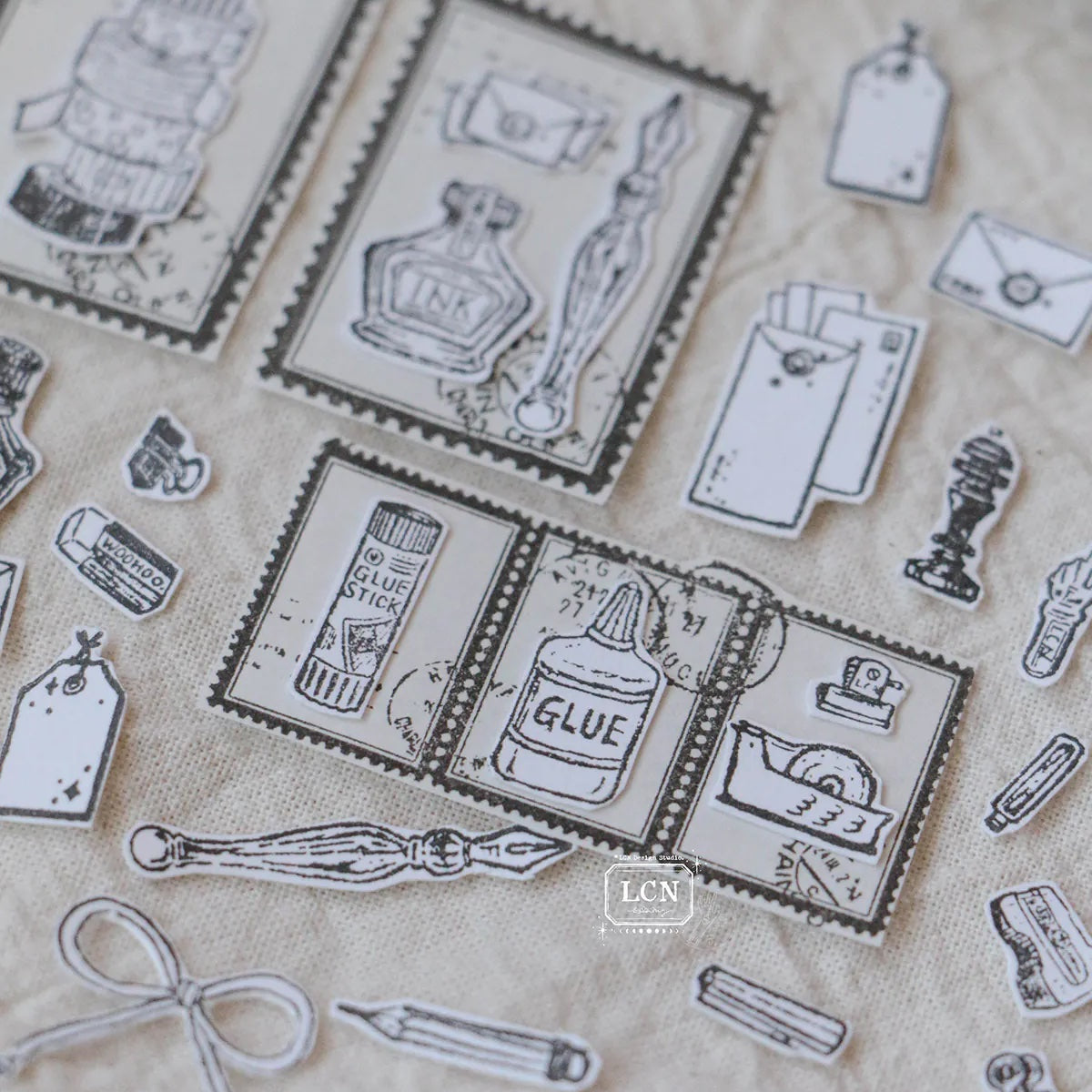 LCN Design Studio - Wooden Rubber Stamp Set - On the Desk Ⅱ