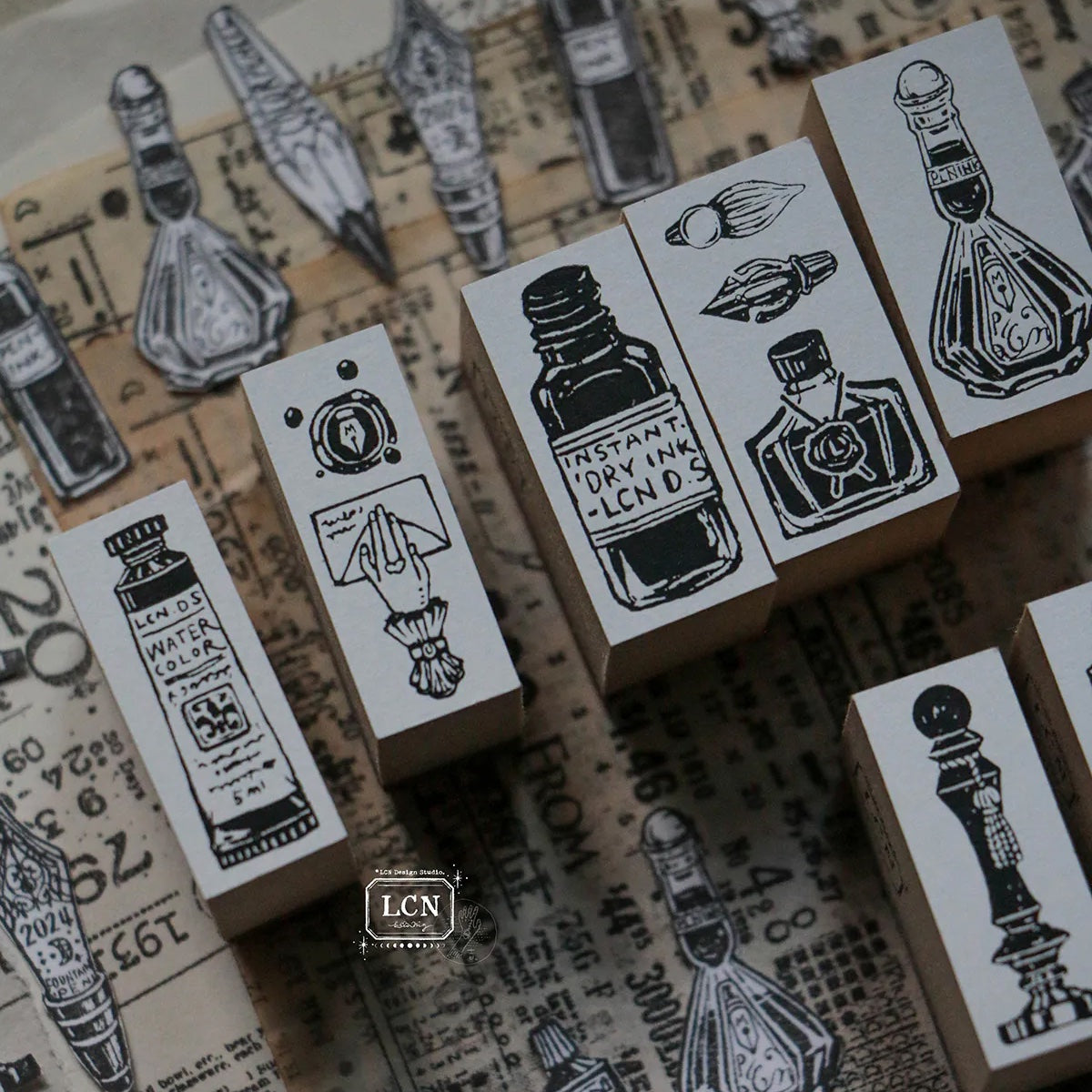 LCN Design Studio - Wooden Rubber Stamp Set - On the Desk