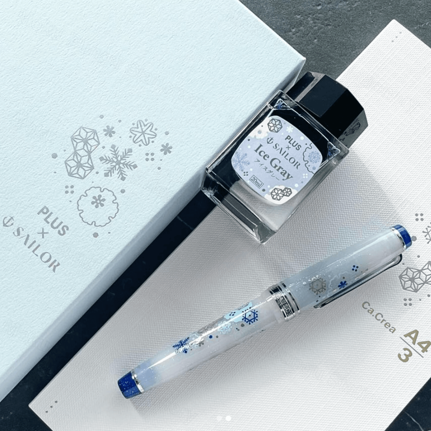 Sailor x Plus - Limited Edition Set - Pro Gear Slim Fountain Pen - First Snow - 14k Medium Fine Nib