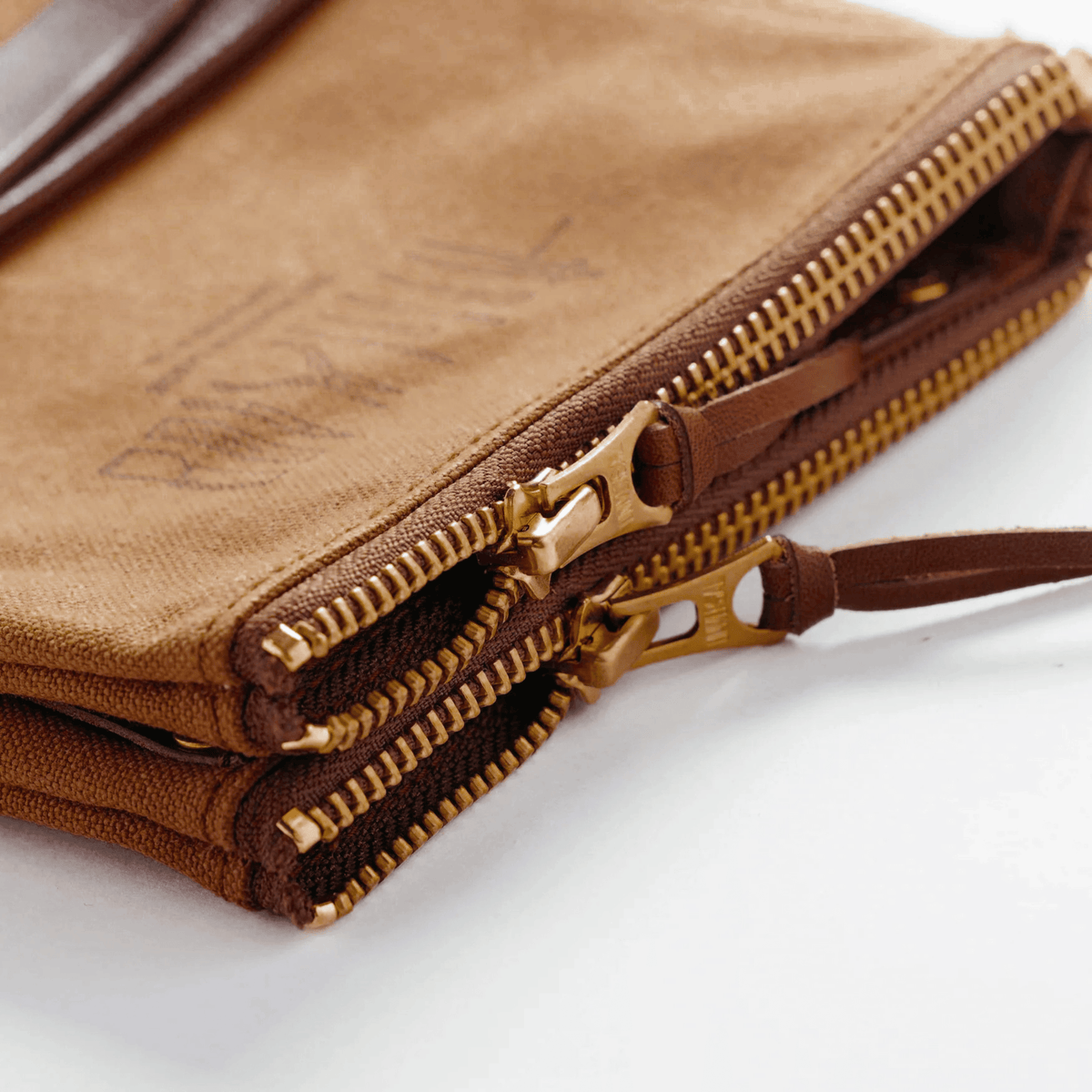 The Superior Labor - Paraffin Canvas Pen Case - Brown