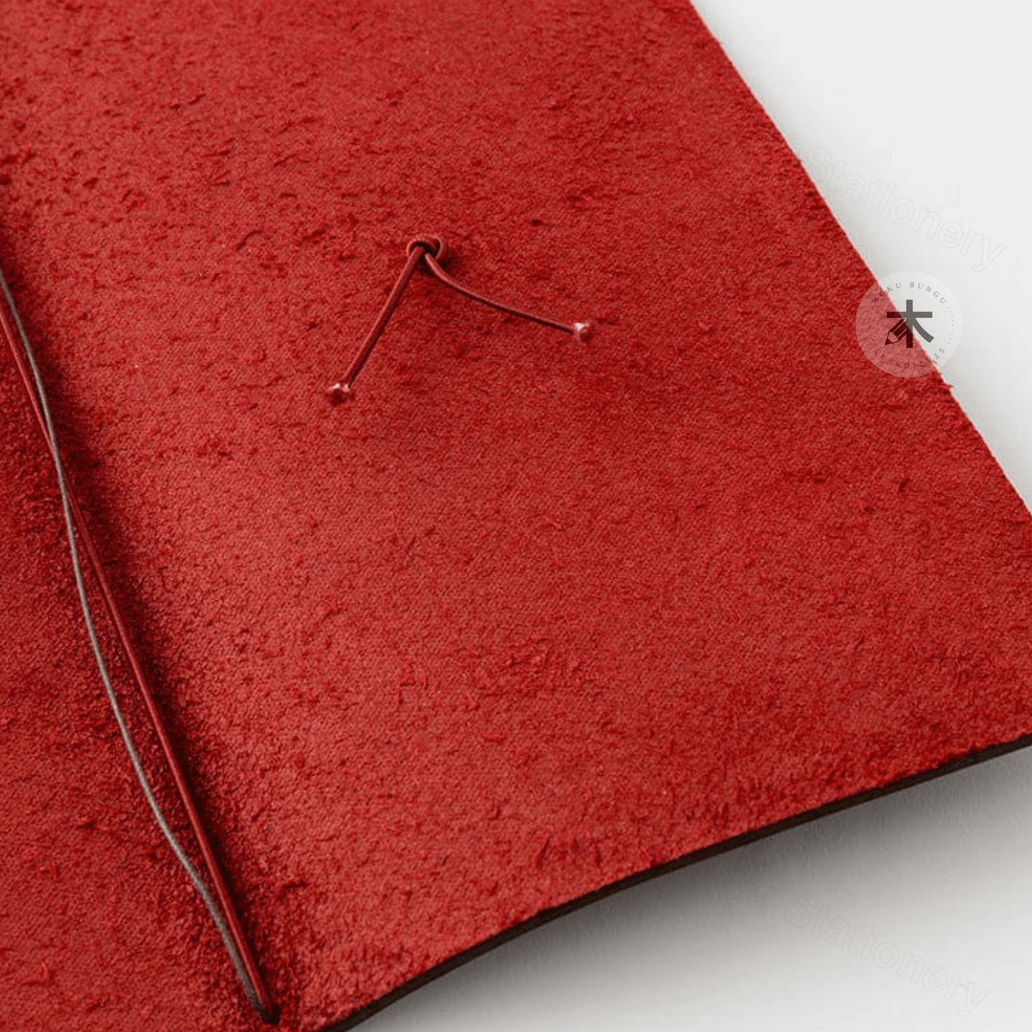 TRAVELER'S notebook Leather Cover Starter Kit - Regular Size - Red - Limited Edition - LOVE AND TRIP