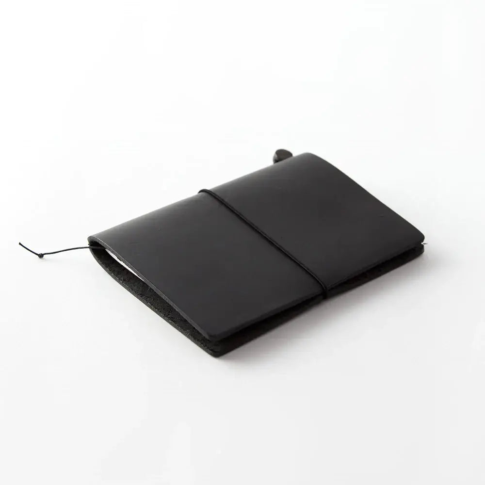 TRAVELER'S notebook Leather Cover Starter Kit - Passport Size - Black